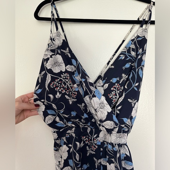 Navy Open Back Pattern Romper - Picture 2 of 7